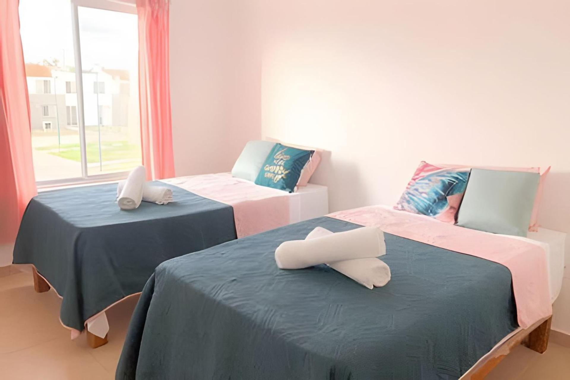 푸에르토 발라타 Modern Pool Side, 3 Bdrm House With Parking 빌라 외부 사진